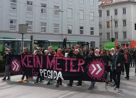 Graz: Erfolgreiche Demonstration gegen Pegida, erneut rechte Gewalt