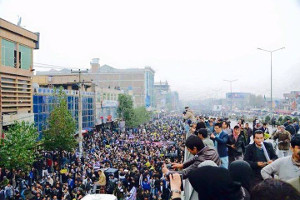 Massenbewegung erschüttert Kabul: Welcher Weg vorwärts für Afghanistan?