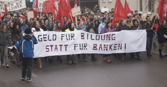 Nein zu Wiederkehrs Lehrplanverdummung – qualitative Bildung für alle!