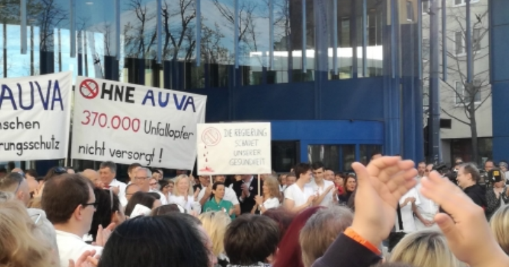 ÖGK: Spardruck und Privatisierung